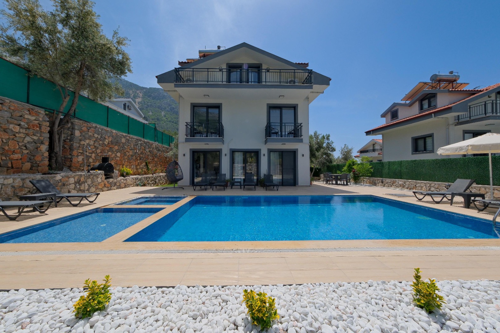 Villa Vest | Çocuk Havuzu | Jakuzi - Vilbox