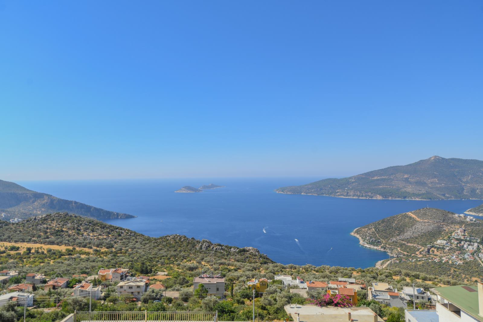 Villa Azura 2| Deniz Manzaralı - Vilbox