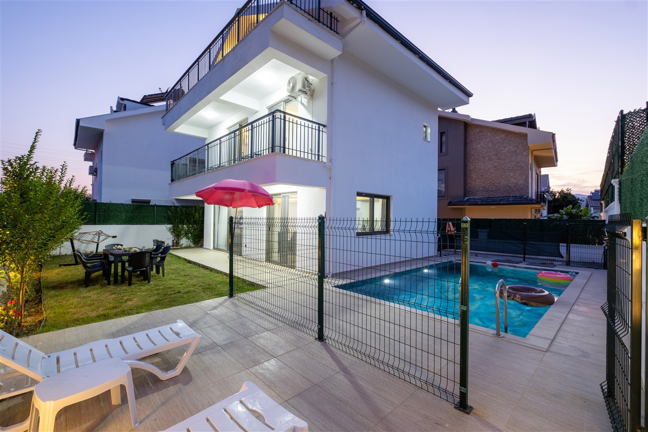 Villa Menera|Ekonomik Villa|Geniş ailelere Uygun