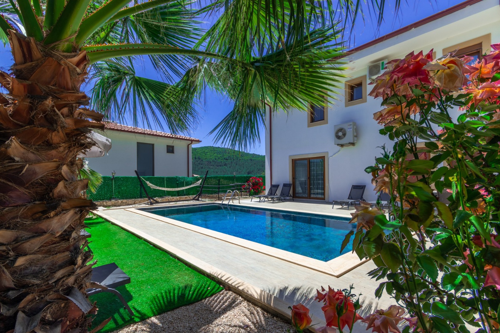 Villa Luvin 1| Geniş Ailelere Uygun - Vilbox